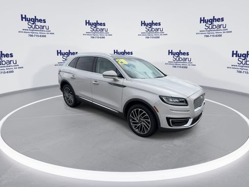 Used 2020 Lincoln Nautilus Reserve AWD/4WD image 3