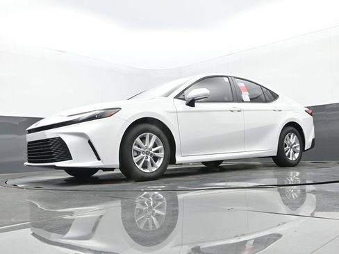 New 2026 Toyota Camry LE FWD image 25