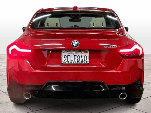 Used 2023 BMW 230i Coupe w/ M Sport Package image 7