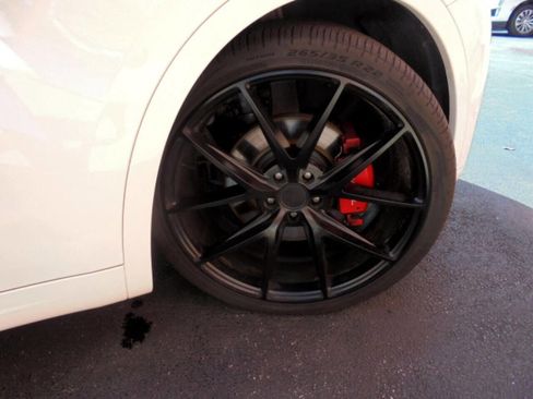 Used 2021 Maserati Levante image 27