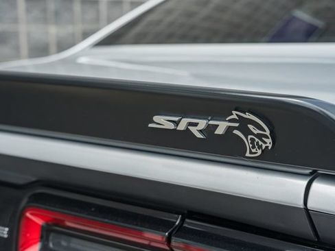 Used 2022 Dodge Challenger SRT Hellcat RWD image 10