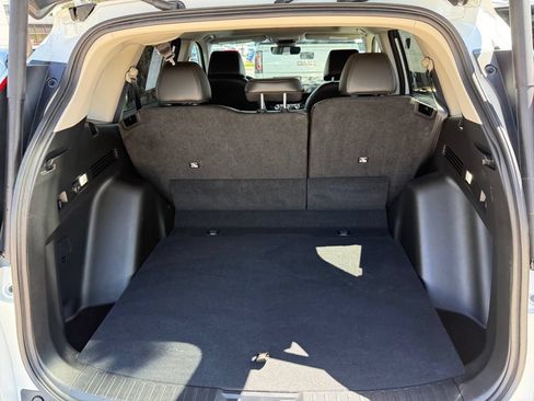 Used 2024 Honda CR-V EX-L image 16