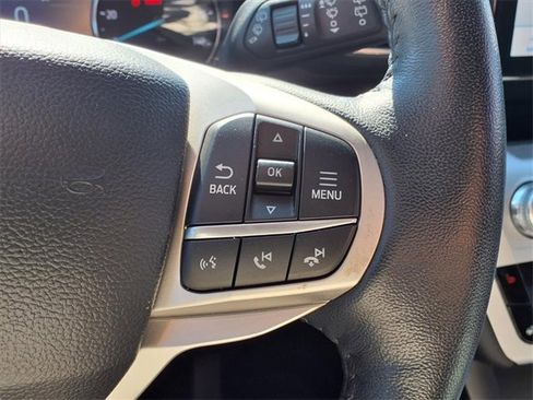 Used 2022 Ford Explorer XLT w/ Equipment Group 202A image 15