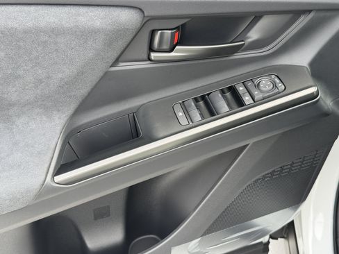 New 2026 Toyota C-HR AWD/4WD image 18