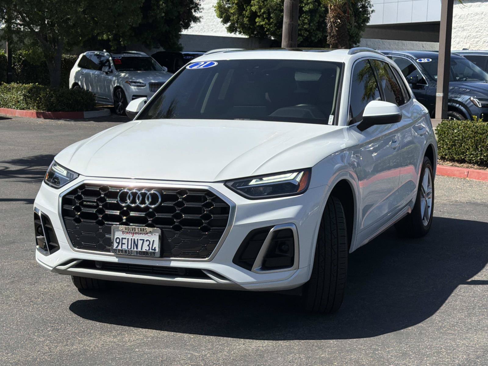 Used 2021 Audi Q5 e Premium w/ Convenience Package AWD/4WD image 3