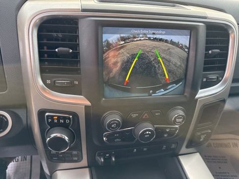 Used 2018 RAM 1500 Big Horn image 25