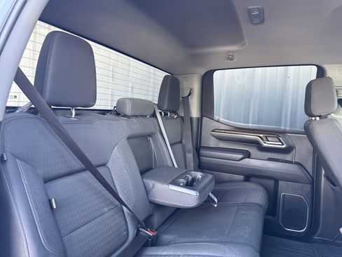 Used 2024 GMC Sierra 1500 Elevation w/ LPO, Elevation Black Package image 39