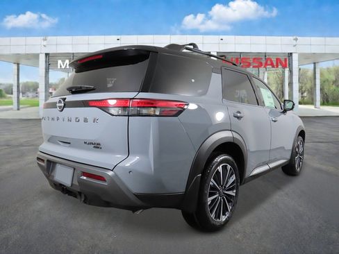 New 2026 Nissan Pathfinder Platinum AWD/4WD image 5
