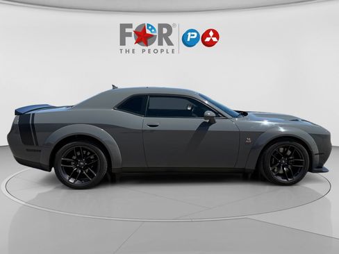 Used 2019 Dodge Challenger R/T Scat Pack RWD image 12