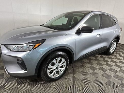 Used 2024 Ford Escape Active AWD/4WD image 7