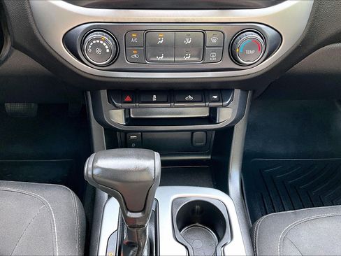 Used 2017 Chevrolet Colorado LT w/ LT Convenience Package AWD/4WD image 24