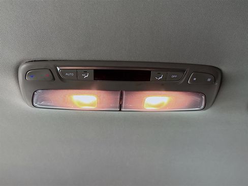 Certified 2023 Kia Telluride S image 26