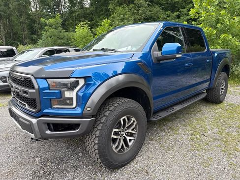 Used 2018 Ford F150 Raptor w/ Equipment Group 802A Luxury AWD/4WD image 2