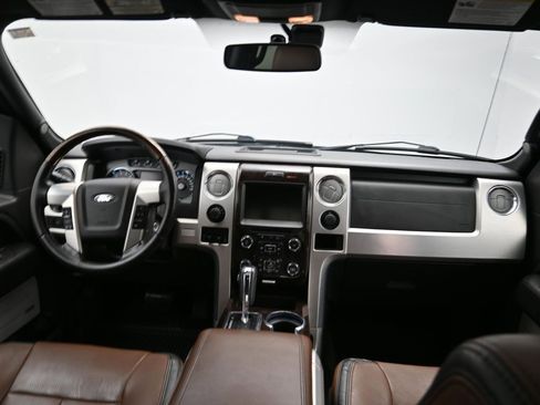 Used 2014 Ford F150 Platinum image 31