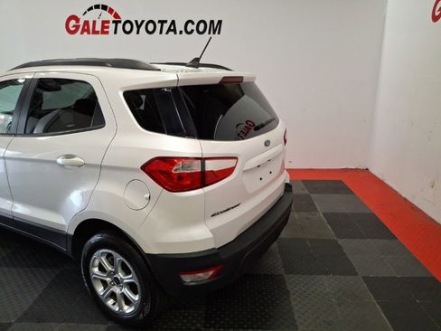 Used 2020 Ford EcoSport SE w/ SE Convenience Package image 5