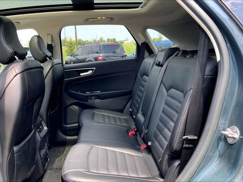 Used 2016 Ford Edge SEL w/ Equipment Group 201A AWD/4WD image 11