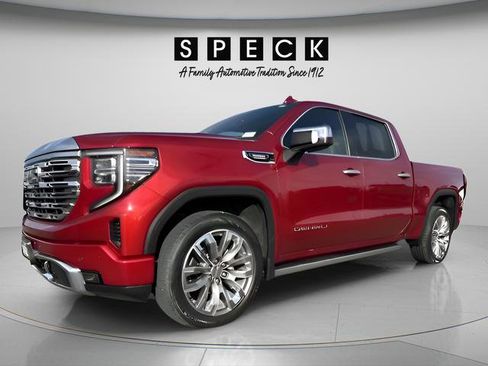 Used 2024 GMC Sierra 1500 Denali w/ Denali Reserve Package AWD/4WD image 1