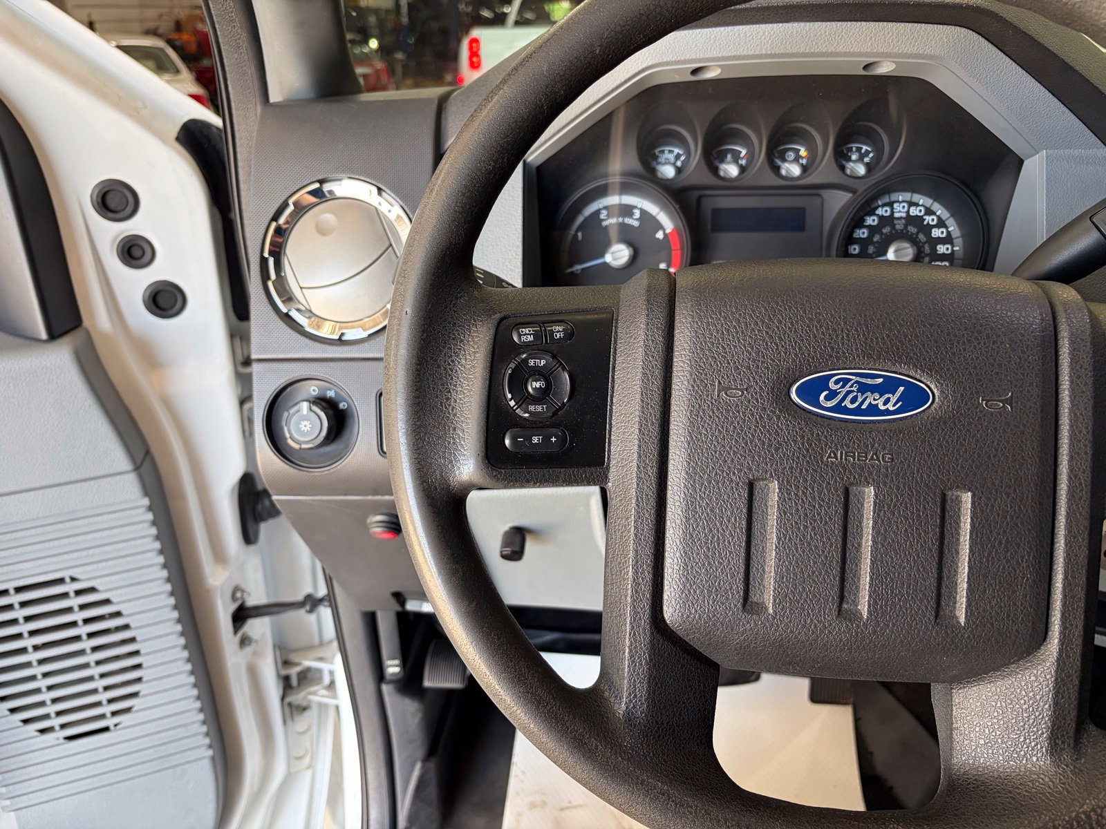 Used 2016 Ford F350 XLT AWD/4WD image 14