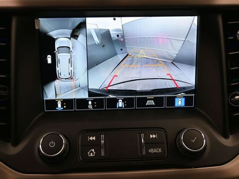 Used 2023 GMC Acadia Denali w/ Denali Technology Package image 13