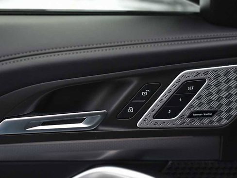 Used 2025 BMW X1 M35i image 32