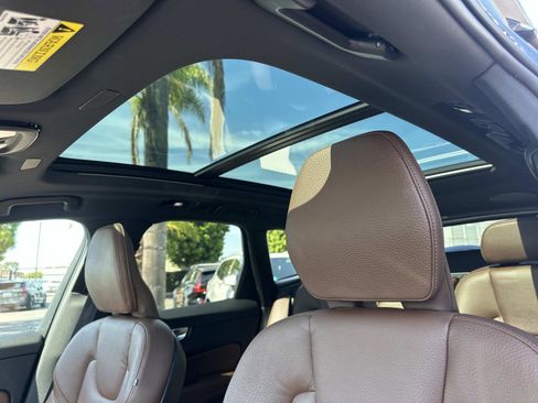 Certified 2023 Volvo XC60 B5 Plus w/ Climate Package image 35