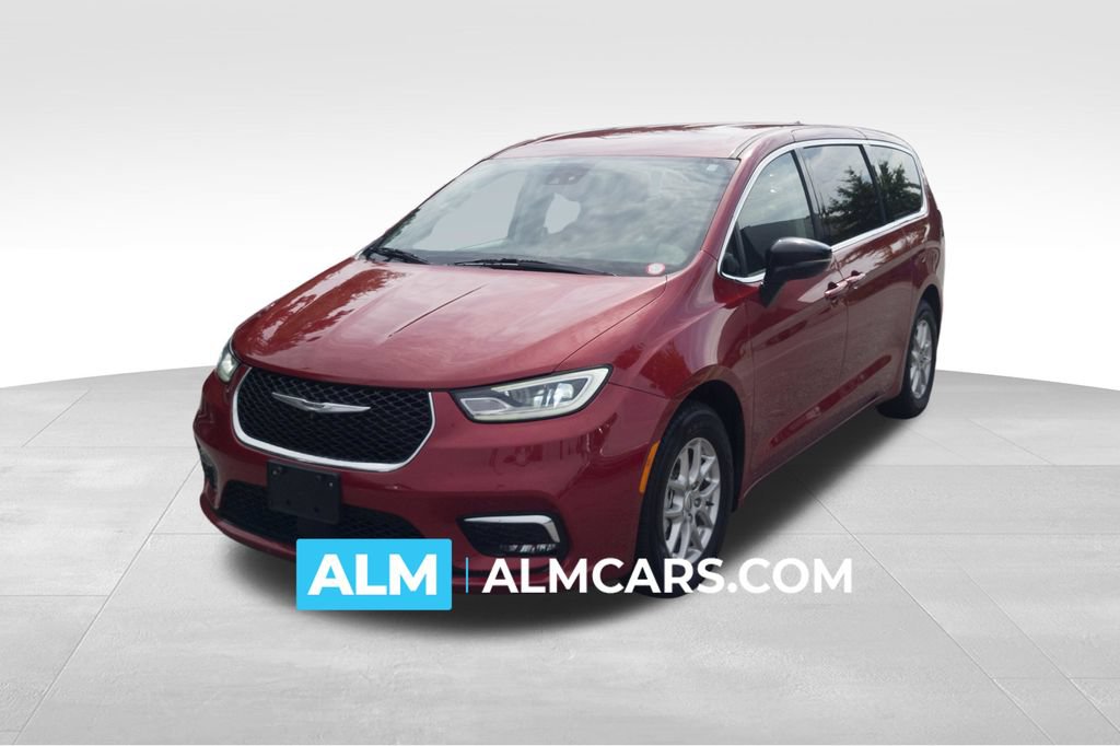 Used 2024 Chrysler Pacifica Touring-L FWD image 1