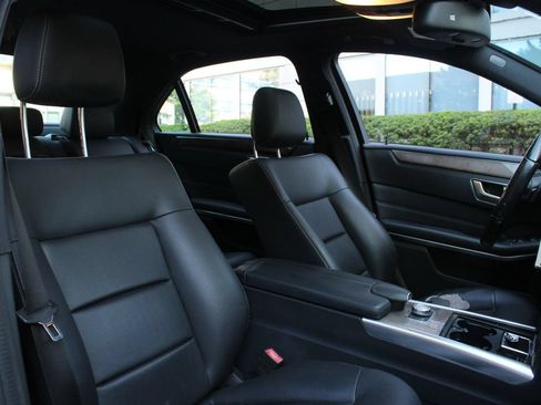 Used 2015 Mercedes-Benz E 350 4MATIC Sedan image 28