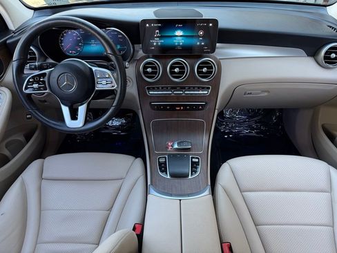 Used 2022 Mercedes-Benz GLC 300 4MATIC image 12