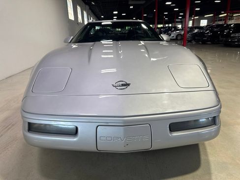 Used 1996 Chevrolet Corvette Coupe RWD image 9