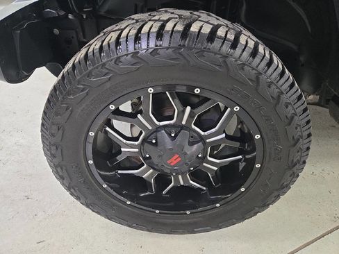 Used 2020 Jeep Gladiator Overland image 7