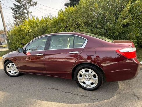 Used 2014 Honda Accord LX image 11