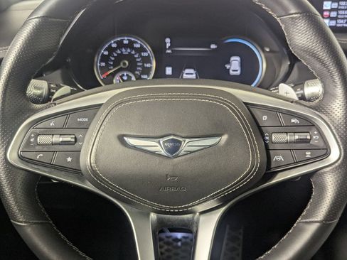 Used 2023 Genesis GV70 3.5T Sport w/ Sport Advanced Package AWD/4WD image 18