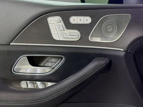 Certified 2021 Mercedes-Benz GLS 450 4MATIC image 21