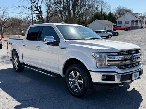 Used 2018 Ford F150 Lariat w/ Equipment Group 502A Luxury image 3