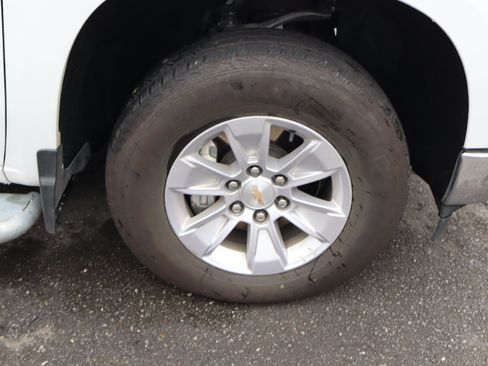 Used 2025 Chevrolet Silverado 1500 W/T RWD image 34