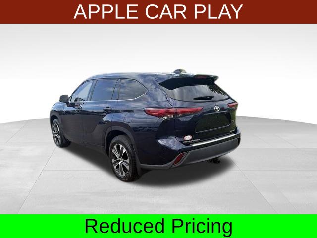Used 2020 Toyota Highlander XLE AWD/4WD image 5