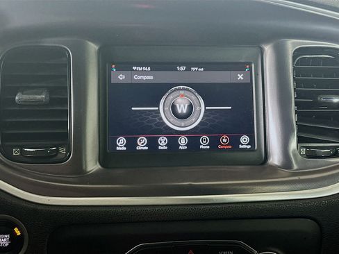 Used 2020 Dodge Charger SXT w/ Blacktop Package image 21