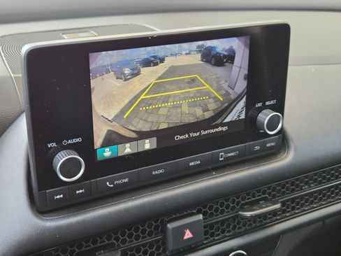 Used 2024 Honda HR-V LX image 32