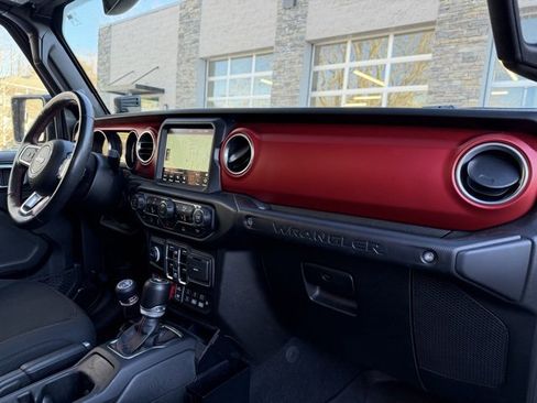 Used 2022 Jeep Wrangler Unlimited Rubicon w/ Xtreme Recon 35" Tire Package image 50