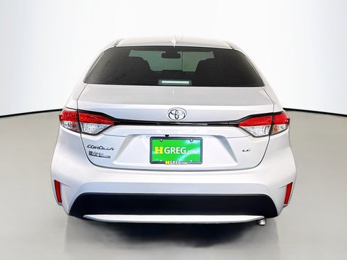 Used 2022 Toyota Corolla LE image 8
