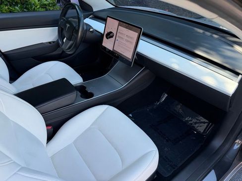 Used 2019 Tesla Model 3 Long Range AWD/4WD image 27