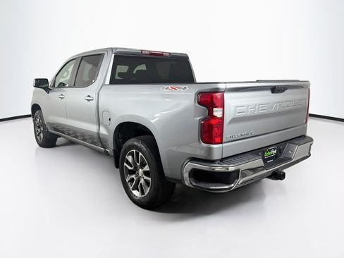 Used 2024 Chevrolet Silverado 1500 LT AWD/4WD image 5