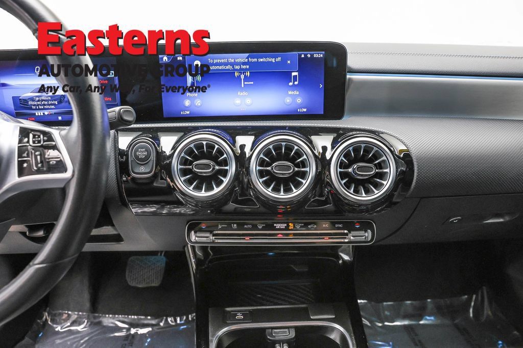 Used 2025 Mercedes-Benz CLA 250 image 12