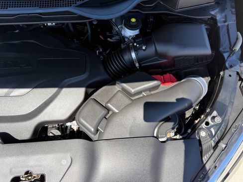 Used 2024 Honda Odyssey Elite image 14