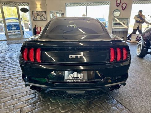Used 2019 Ford Mustang GT Premium image 5
