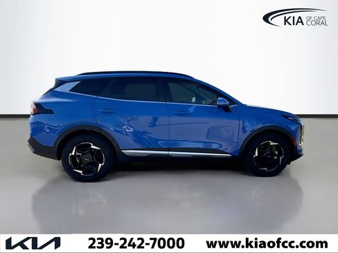 New 2026 Kia Sportage EX w/ EX Panorama Roof Package image 6