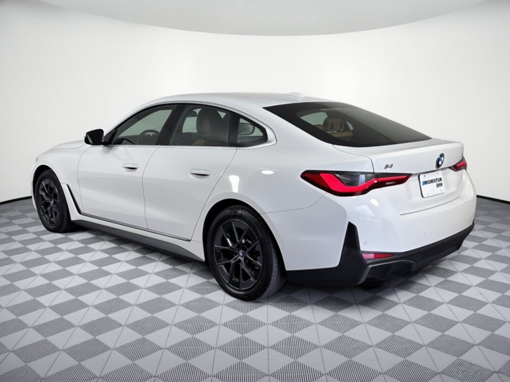 Used 2023 BMW i4 eDrive35 w/ Premium Package RWD image 3