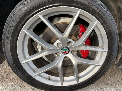 Used 2018 Alfa Romeo Stelvio Ti Sport AWD/4WD image 24