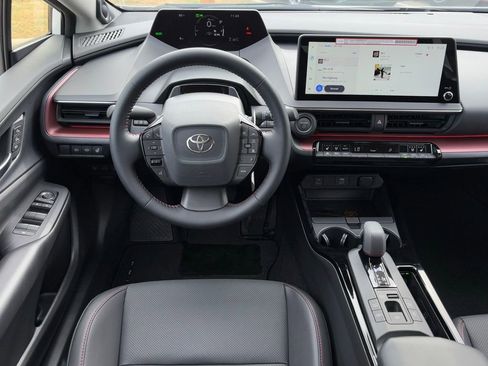 New 2026 Toyota Prius Plug-In Hybrid image 9