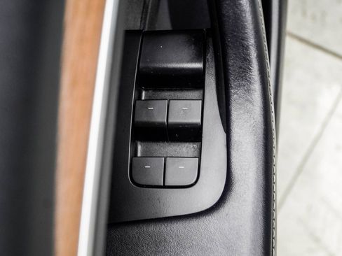 Used 2021 Tesla Model 3 Performance image 26